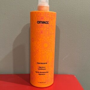 amika normcore signature conditioner